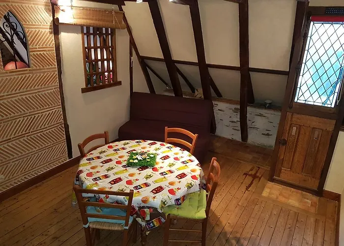 Le Petit Logis De Tinteniac Apartamento